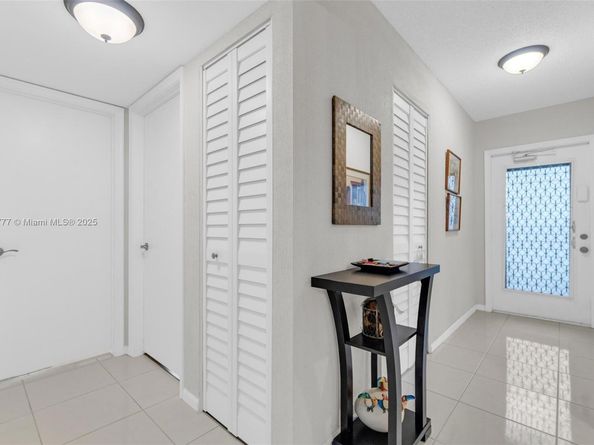 14773 Cumberland Dr 208, Delray Beach FL 33446