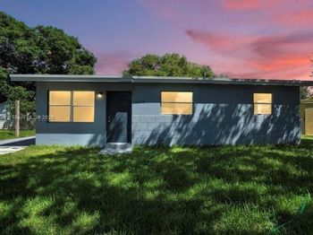 1040 NW 23rd Ter