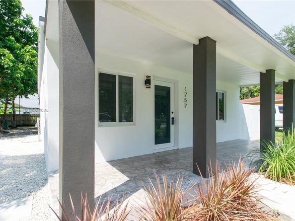 1757 NW 109th St, Miami FL 33167