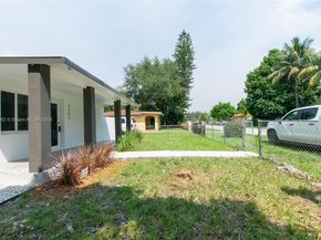 1757 NW 109th St, Miami FL 33167