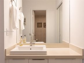 1817 S Ocean Dr 320, Hallandale Beach FL 33009