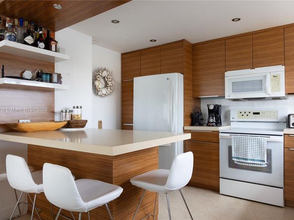 1817 S Ocean Dr 320, Hallandale Beach FL 33009