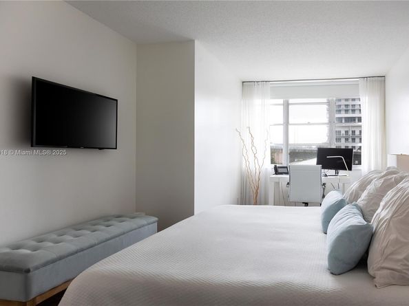 1817 S Ocean Dr 320, Hallandale Beach FL 33009