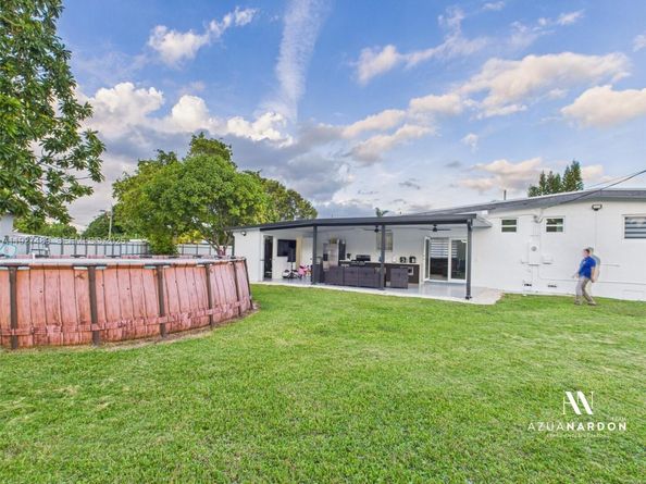 27000 SW 145th Ave, Homestead FL 33032