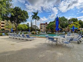 3821 Environ Blvd 411, Lauderhill FL 33319
