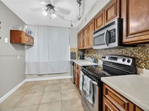3821 Environ Blvd 411, Lauderhill FL 33319