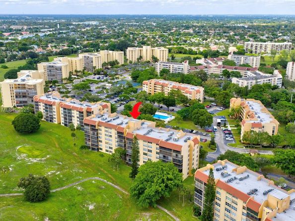 3821 Environ Blvd 411, Lauderhill FL 33319