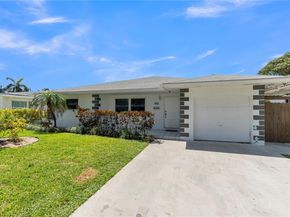 806 NE 4th St, Hallandale Beach FL 33009