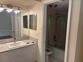 2981 NE 185th St 1802, Aventura FL 33180