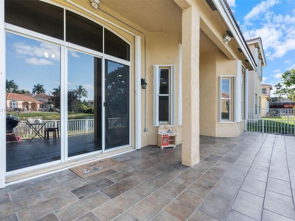 13119 SW 29th St, Miramar FL 33027