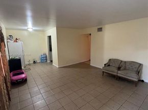 805 S H St, Lake Worth FL 33460