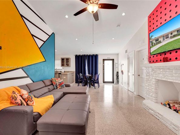 1704 Rodman St, Hollywood FL 33020