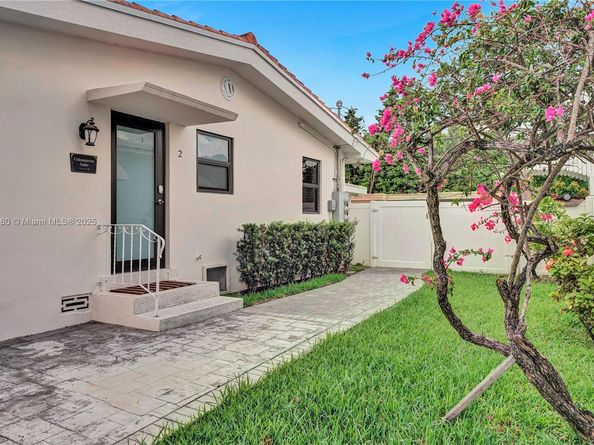 1704 Rodman St, Hollywood FL 33020