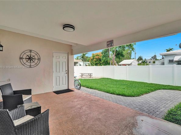 1704 Rodman St, Hollywood FL 33020