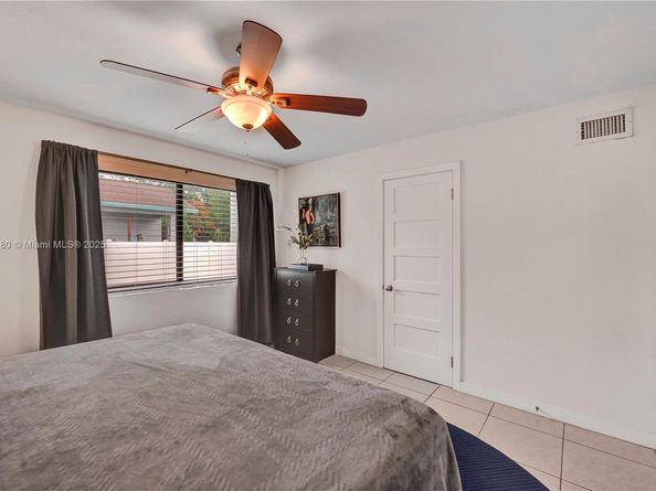 1704 Rodman St, Hollywood FL 33020