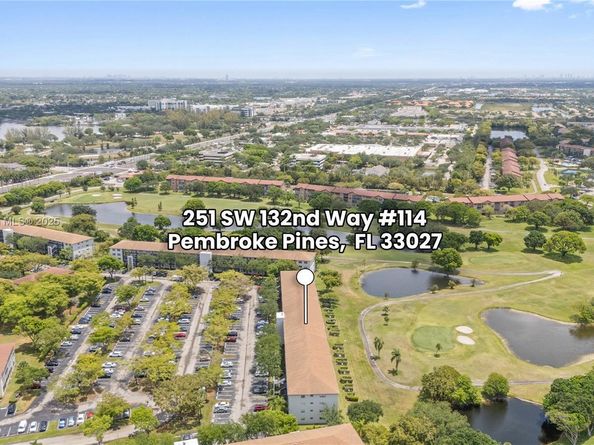 251 SW 132 way 114H, Pembroke Pines FL 33027