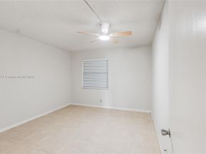 251 SW 132 way 114H, Pembroke Pines FL 33027