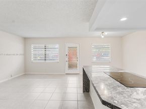 251 SW 132 way 114H, Pembroke Pines FL 33027