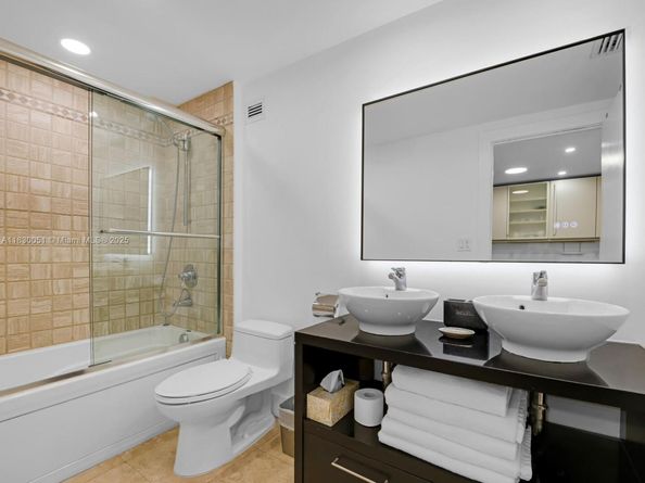 2301 Collins Ave 1631, Miami Beach FL 33139
