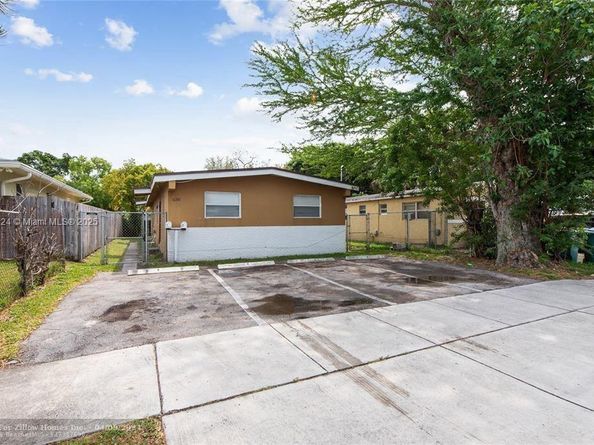 630 NW 15th Ter, Fort Lauderdale FL 33311