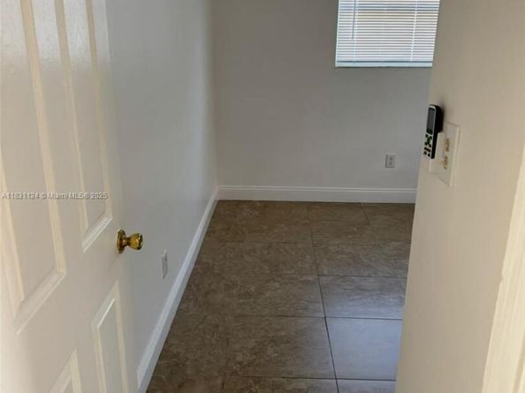 630 NW 15th Ter, Fort Lauderdale FL 33311