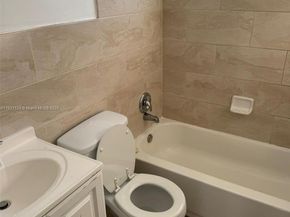 630 NW 15th Ter, Fort Lauderdale FL 33311