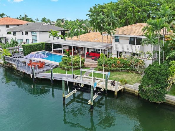 2015 NE 120th Rd, North Miami FL 33181