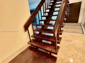 2015 NE 120th Rd, North Miami FL 33181