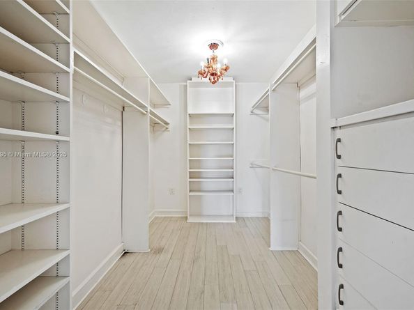 2015 NE 120th Rd, North Miami FL 33181