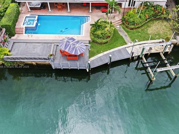 2015 NE 120th Rd, North Miami FL 33181