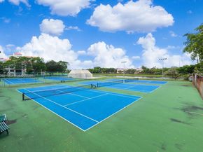 2334 S Cypress Bend Dr 505, Pompano Beach FL 33069