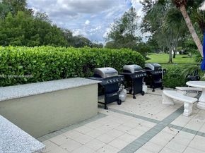 2334 S Cypress Bend Dr 505, Pompano Beach FL 33069