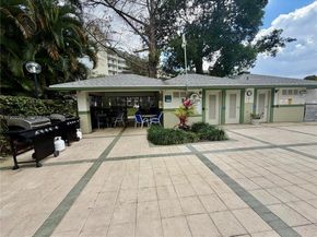 2334 S Cypress Bend Dr 505, Pompano Beach FL 33069