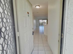 2334 S Cypress Bend Dr 505, Pompano Beach FL 33069