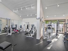 2334 S Cypress Bend Dr 505, Pompano Beach FL 33069