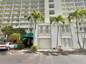 2334 S Cypress Bend Dr 505, Pompano Beach FL 33069