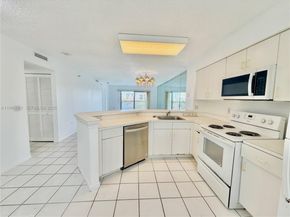 2334 S Cypress Bend Dr 505, Pompano Beach FL 33069