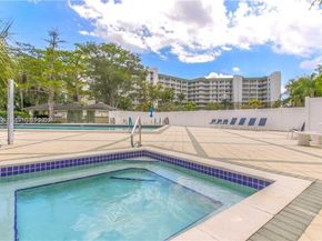 2334 S Cypress Bend Dr 505, Pompano Beach FL 33069