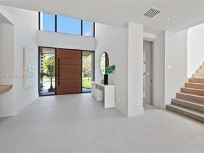 5854 SW 30th St, Miami FL 33155