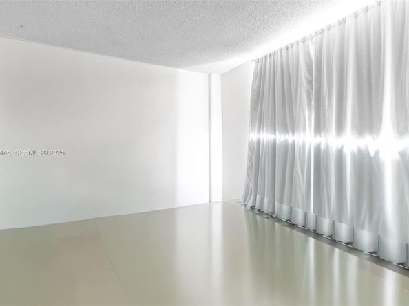 14180 SW 84th St 205G, Miami FL 33183