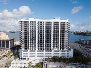 7901 Hispanola Ave 902, North Bay Village FL 33141