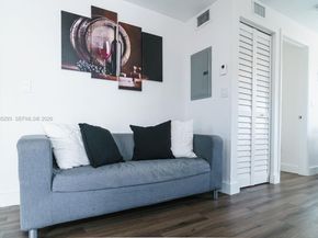 1068 NW 5th St, Miami FL 33128