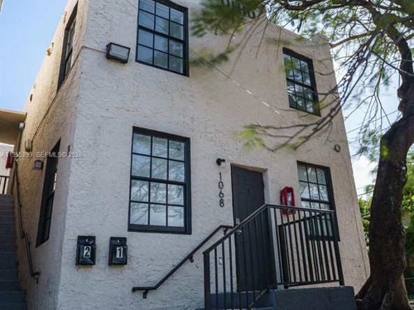 1068 NW 5th St, Miami FL 33128