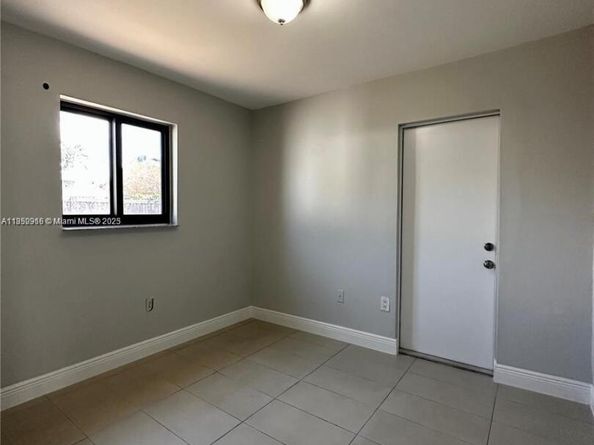 11549 SW 4th St, Sweetwater FL 33174