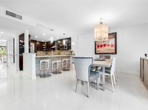 7075 SW 67th Ave 14, South Miami FL 33143