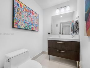 7075 SW 67th Ave 14, South Miami FL 33143