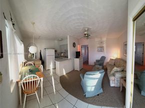 120 NE 20th Ave 27, Deerfield Beach FL 33441