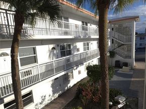 120 NE 20th Ave 27, Deerfield Beach FL 33441