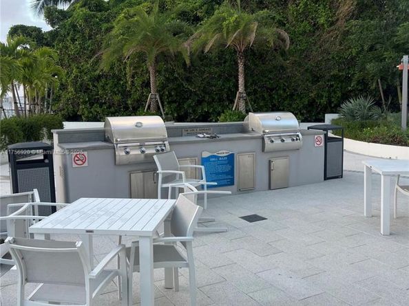 1000 West Ave 702, Miami Beach FL 33139