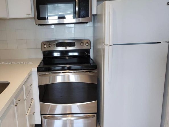 1000 West Ave 702, Miami Beach FL 33139